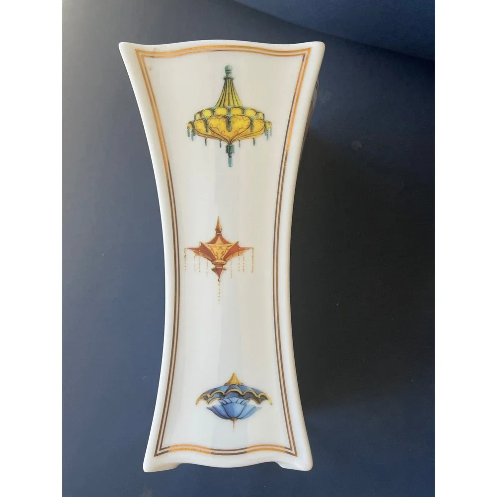 Goebel for Wynn Las Vegas Porcelain Chandelier Parasol Flared Vase Gold Trim